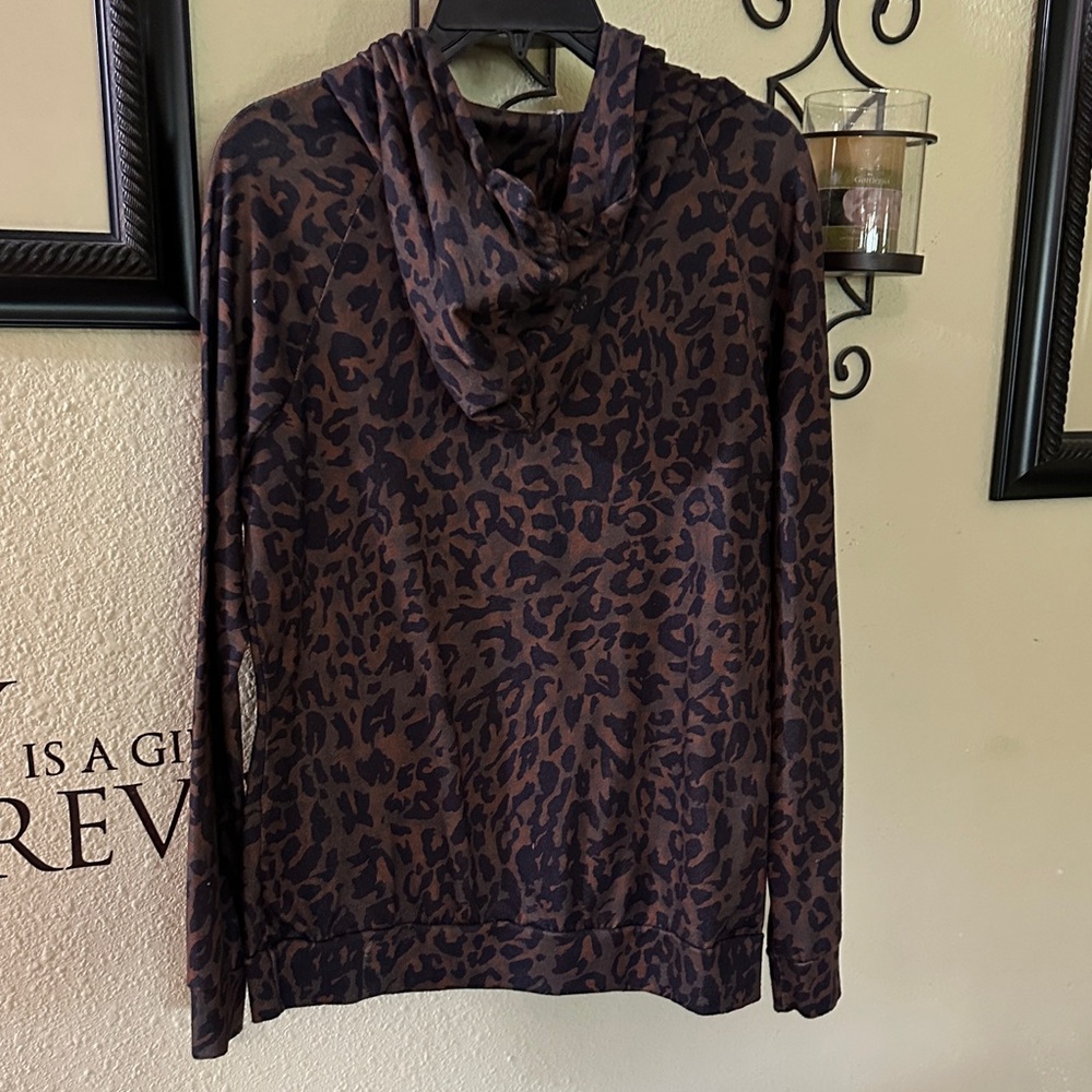 NWOT Leopard Print Hoodie - Picture 4 of 9